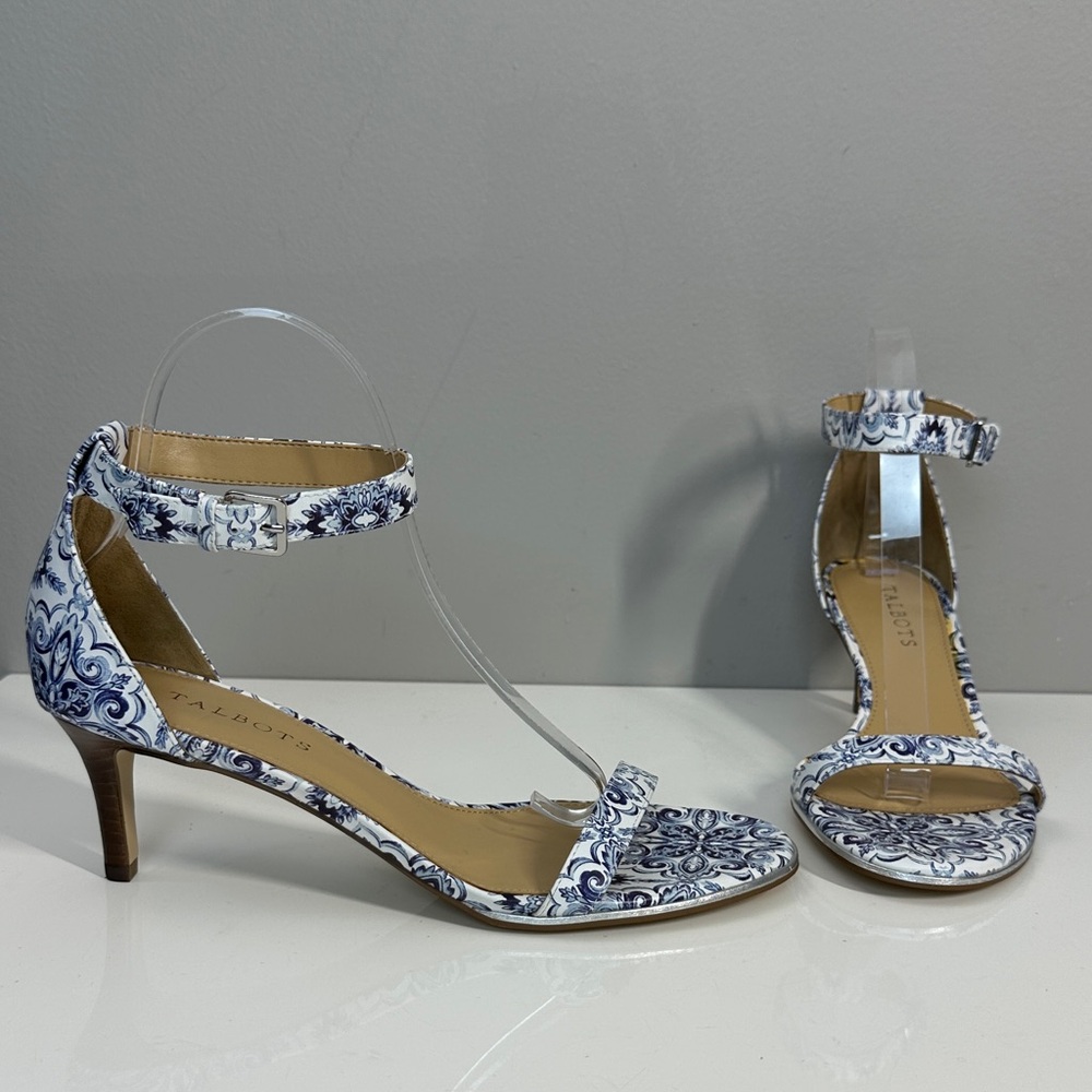 Talbots Trulli Blue & White Leather Strappy Heel Sandals Size 9